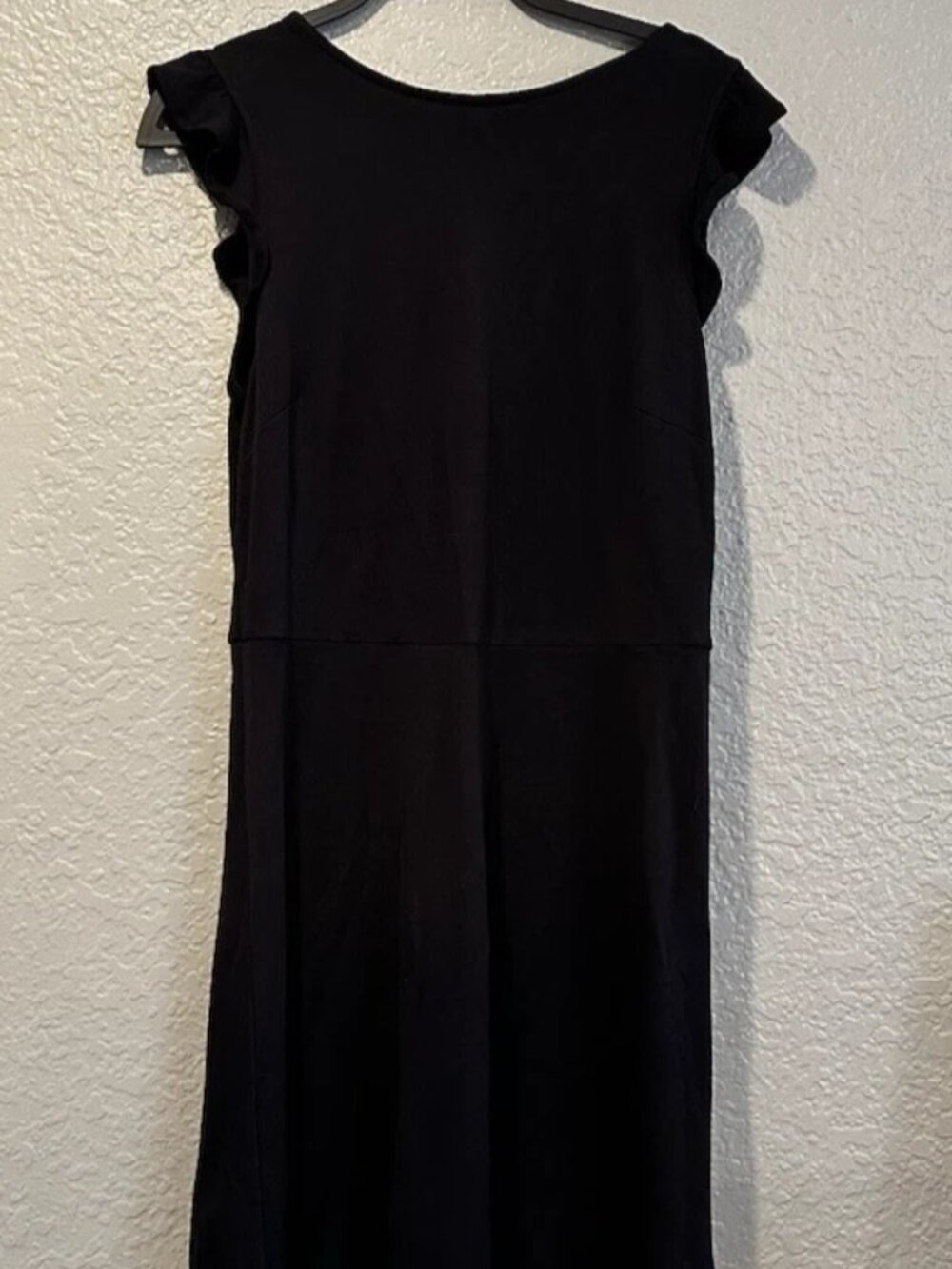 Old Navy Black Solid Midi A-Line Dress-Ruffle Cap Sleeves-Size L